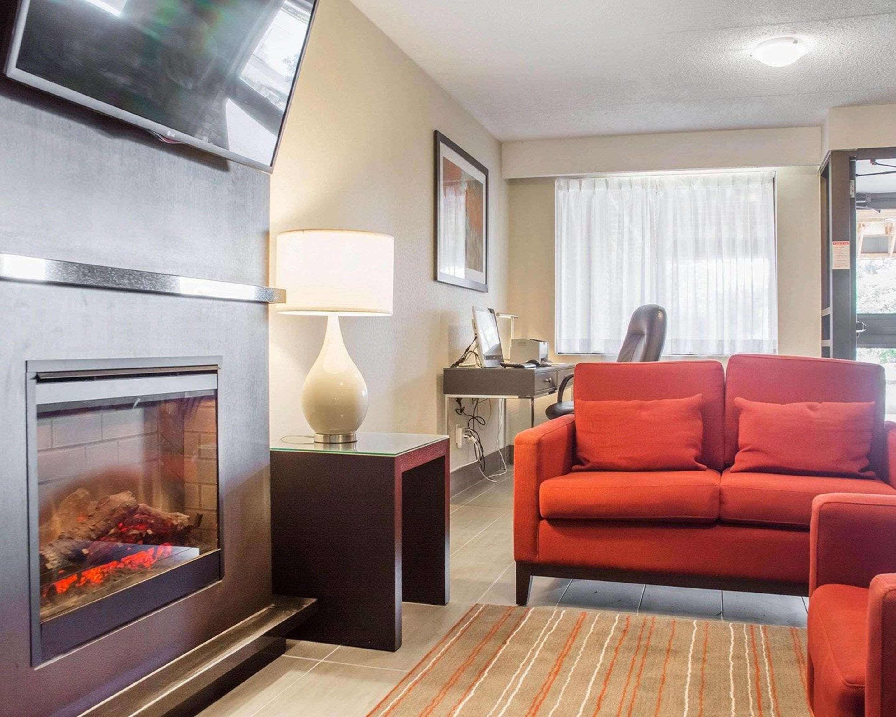Comfort Inn Brantford Eksteriør billede