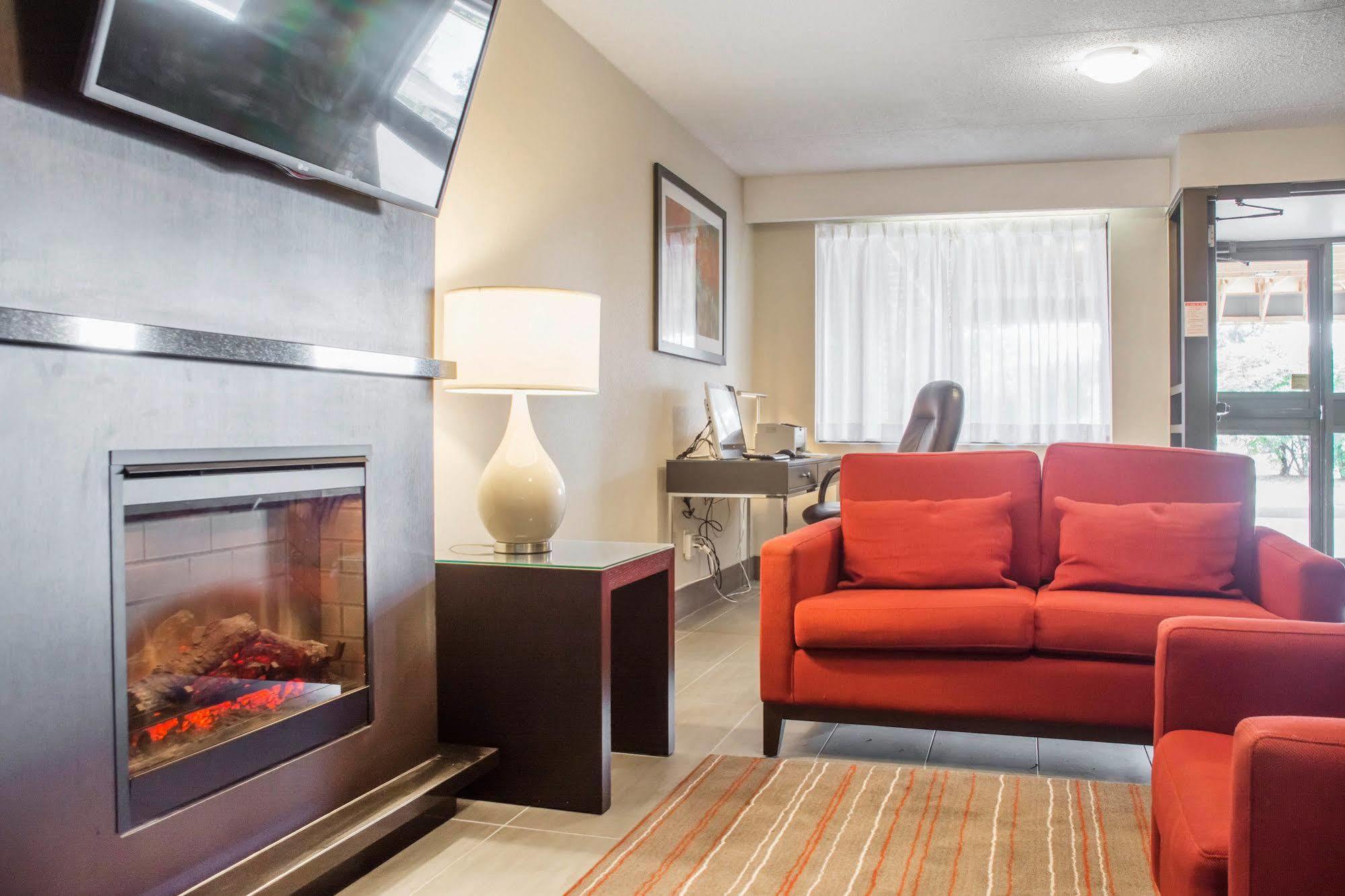 Comfort Inn Brantford Eksteriør billede