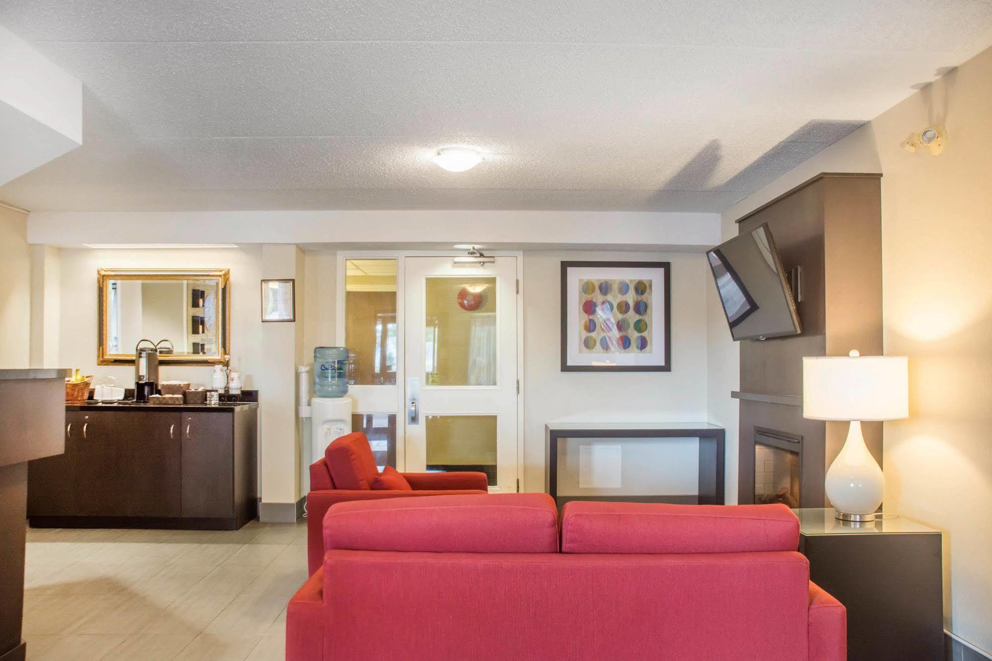 Comfort Inn Brantford Eksteriør billede