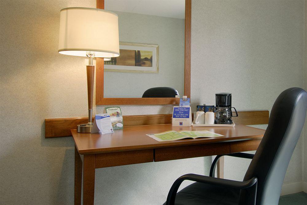 Comfort Inn Brantford Værelse billede